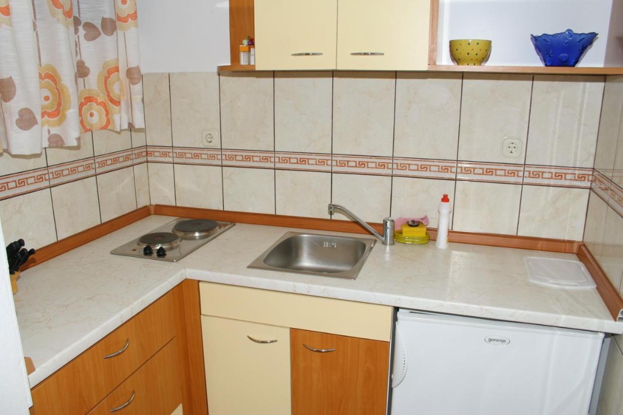 Apartments And Rooms By The Sea Zaostrog, Makarska - 2661 Exterior foto